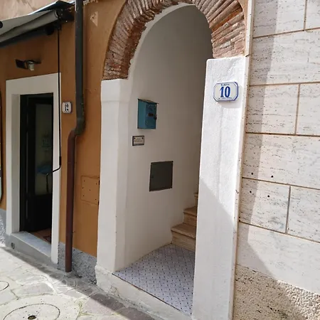 Casa Bella 'mbriana Apartment